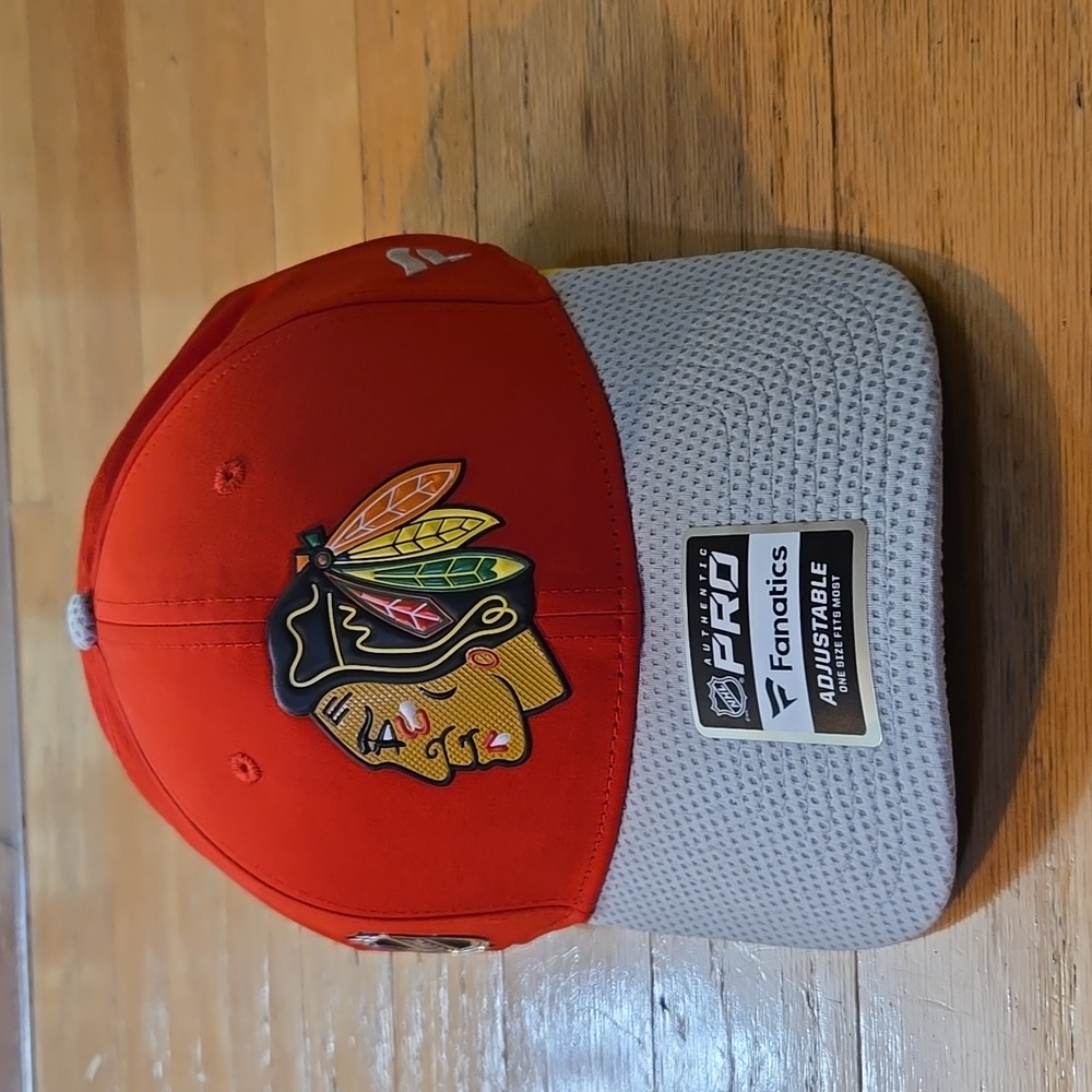NWT NHL Chicago Blackhawks Fanatics 2020 Locker Room Pro Authentic Adjustable Ha - Picture 1 of 14